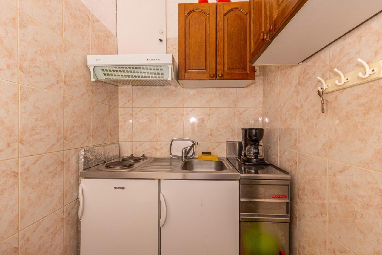 Apartmani Loki 德拉马利 外观 照片
