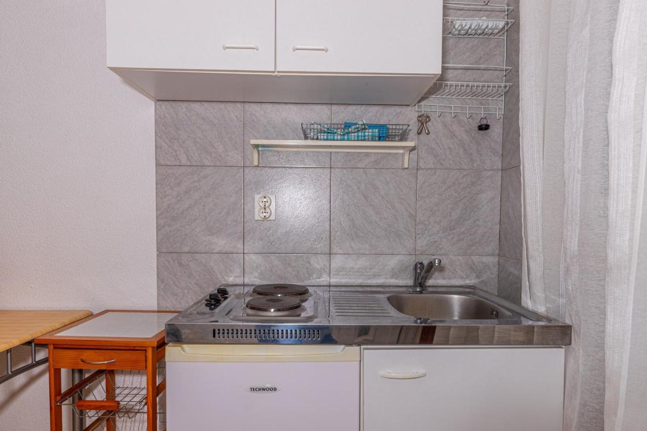 Apartmani Loki 德拉马利 外观 照片